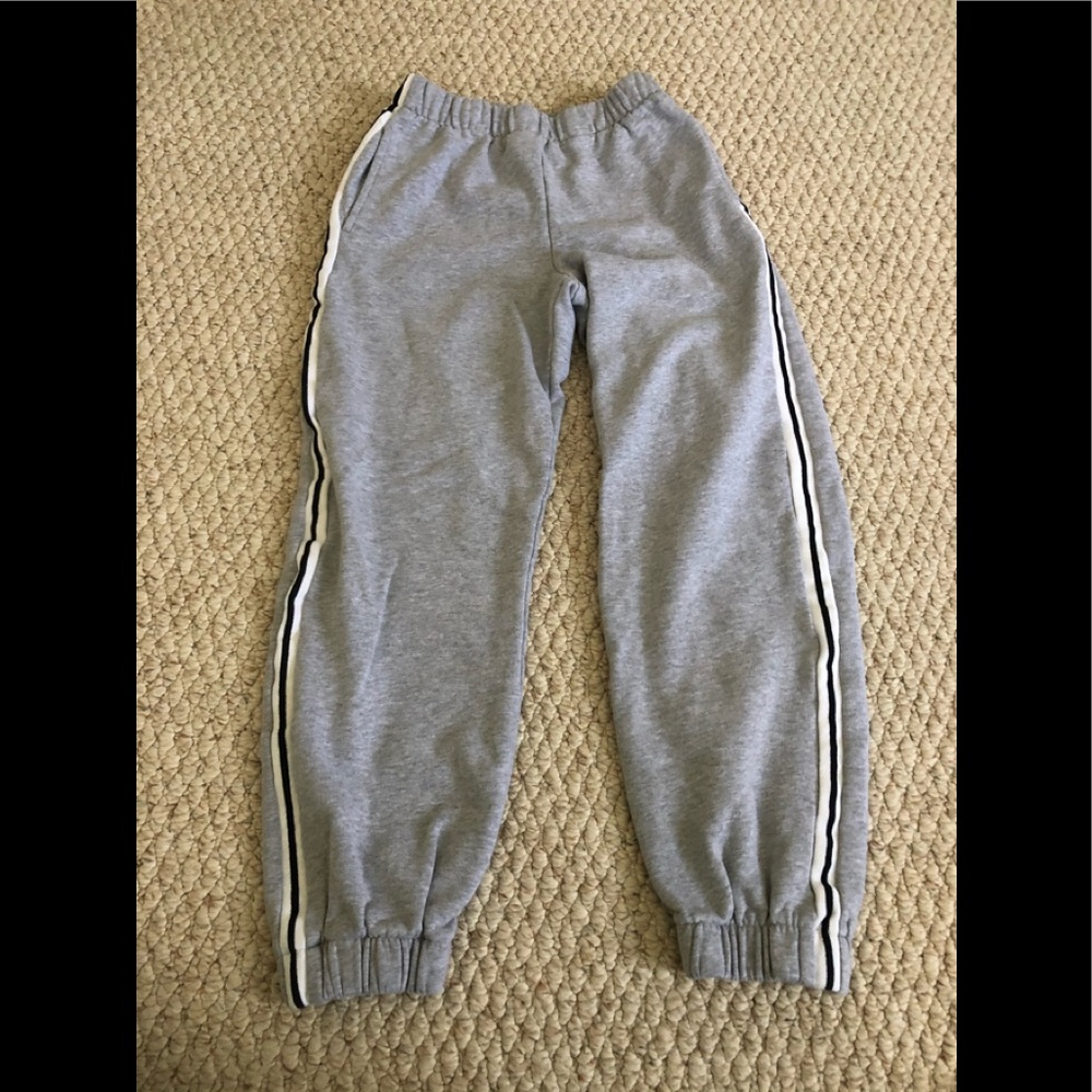 BRANDY MELVILLE grey joggers